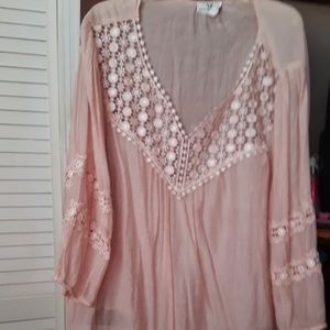 Cover up very light peach in color.